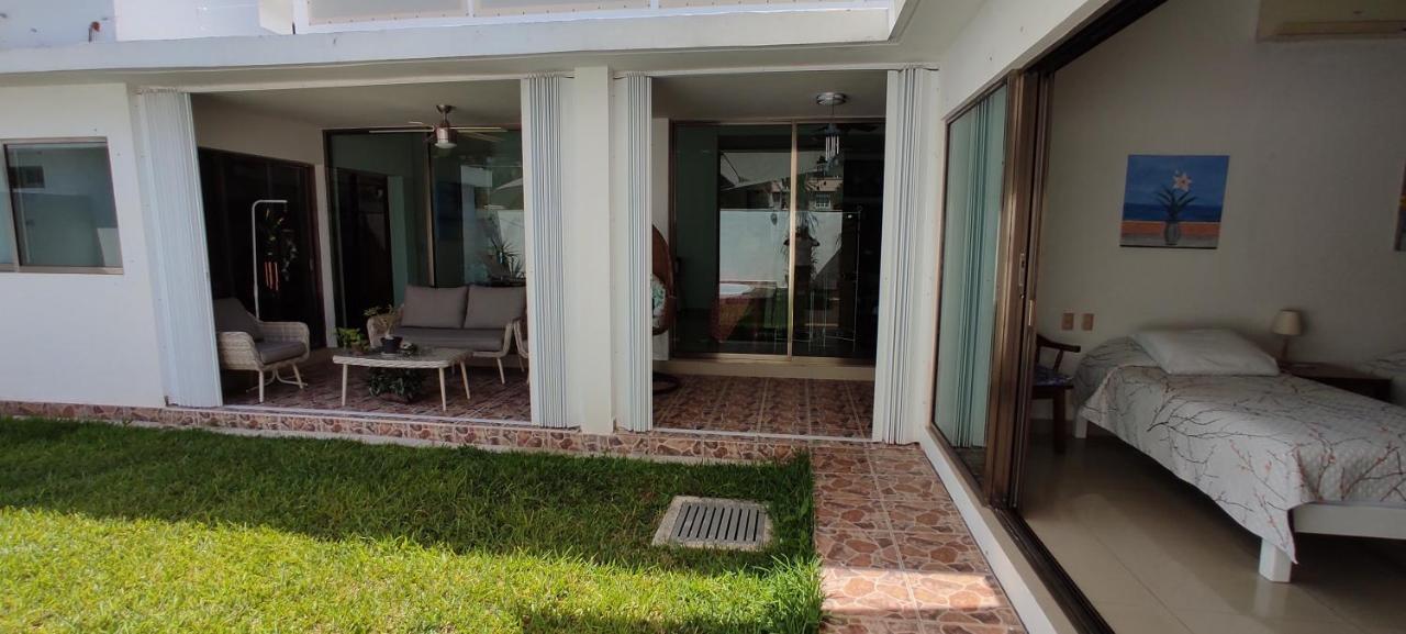 Casa Abril Cozzy Suites แคนคูน ภายนอก รูปภาพ