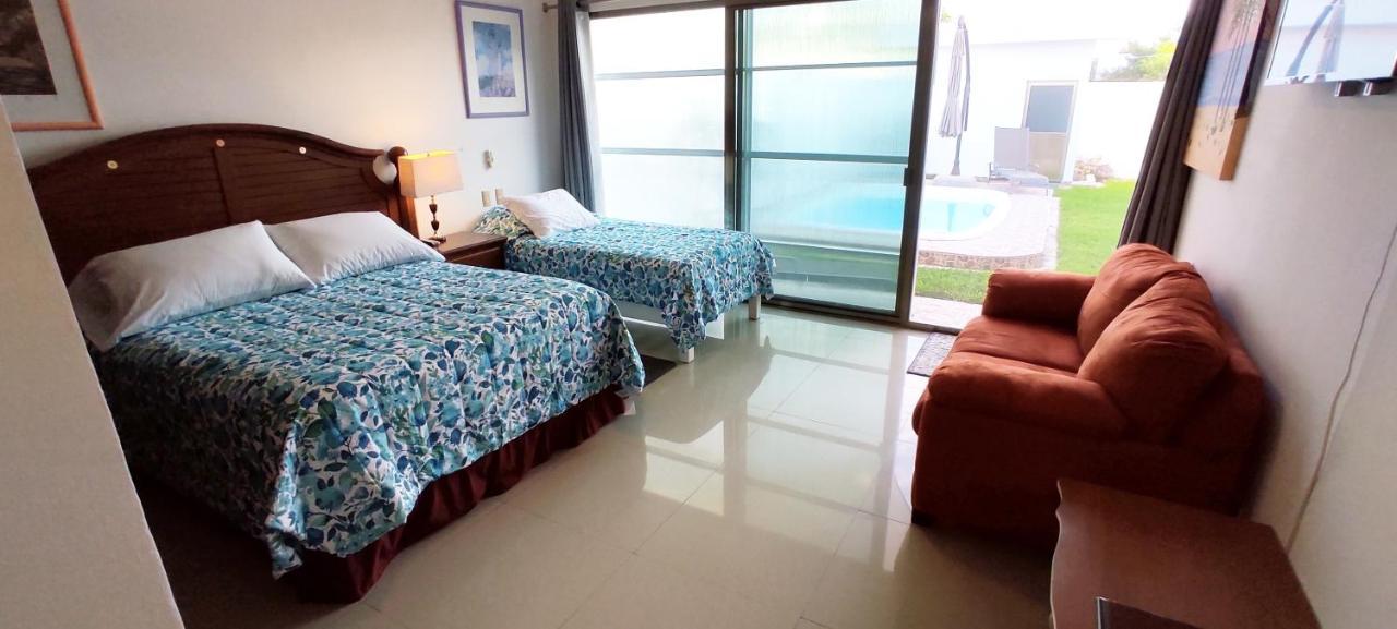 Casa Abril Cozzy Suites แคนคูน ภายนอก รูปภาพ