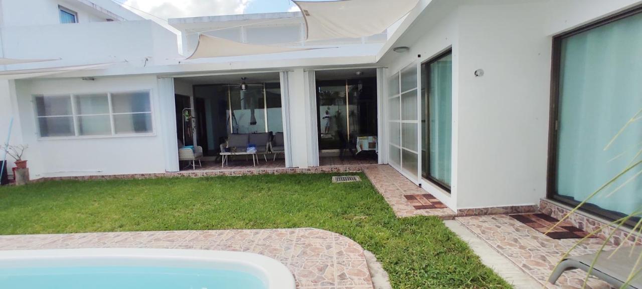 Casa Abril Cozzy Suites แคนคูน ภายนอก รูปภาพ