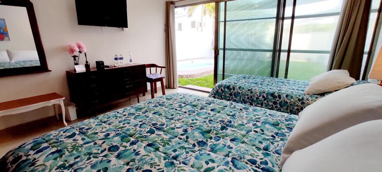 Casa Abril Cozzy Suites แคนคูน ภายนอก รูปภาพ