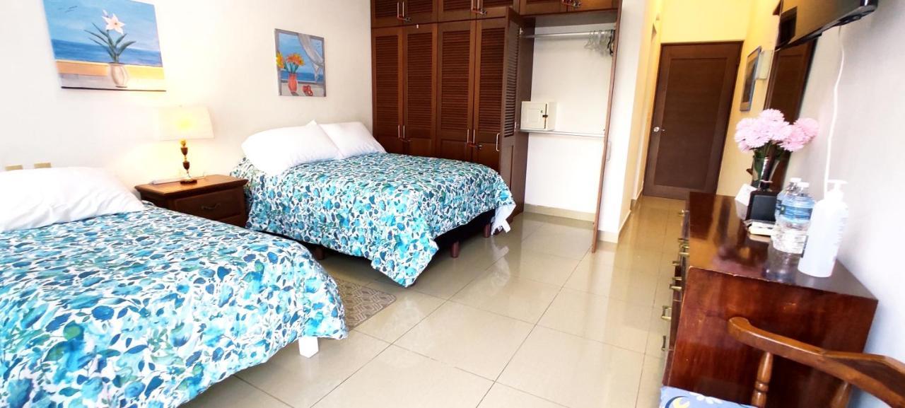 Casa Abril Cozzy Suites แคนคูน ภายนอก รูปภาพ